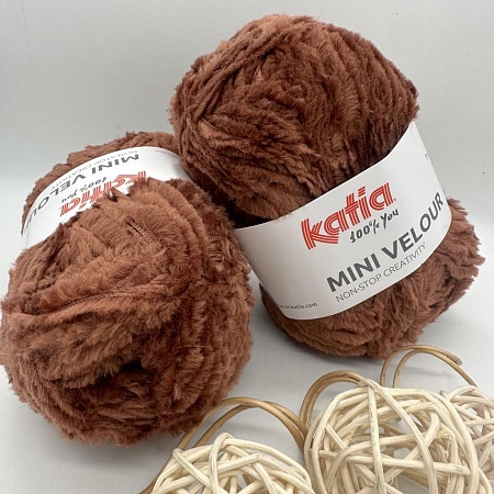 Пряжа Katia Mini velour 110