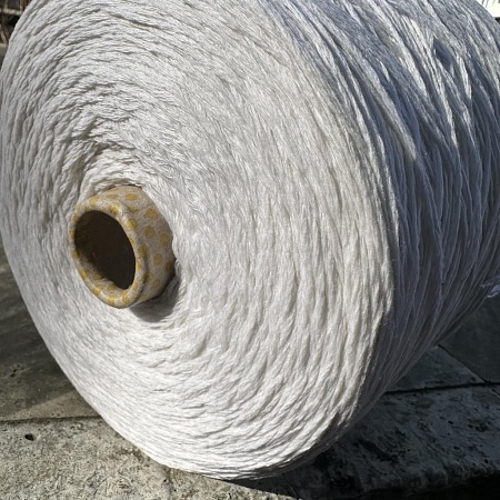 Пряжа в бобинах Biagioli Modesto Cashmere цвет 201530 optical (белый). Цена за 10гр