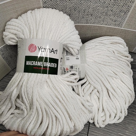 Пряжа Macrame Braided 751 белый
