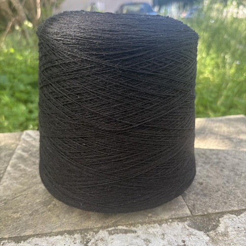 Пряжа в бобинах Loro Piana Cashmere black. Цена за 10гр